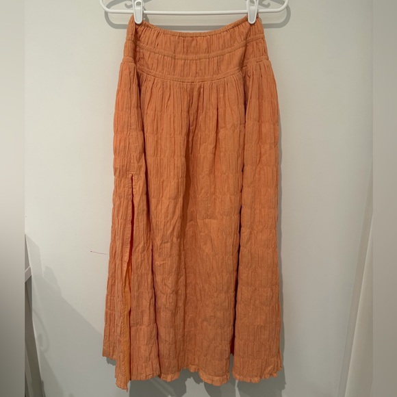Sovere Mercy Maxi Skirt in Apricot, Size 4 - Picture 3 of 8
